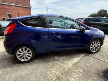 FORD FIESTA 1.5 TDCi Titanium Hatchback 3dr Diesel Manual Euro 6 (75 ps)