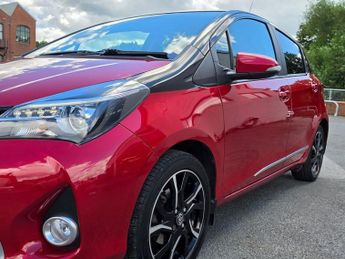TOYOTA YARIS 1.33 Dual VVT-i Design Hatchback 5dr Petrol Multidrive S Euro 6 