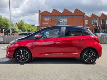 TOYOTA YARIS 1.33 Dual VVT-i Design Hatchback 5dr Petrol Multidrive S Euro 6 