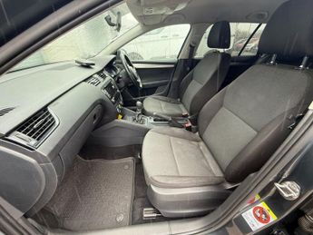 SKODA OCTAVIA 1.6 TDI S Estate 5dr Diesel Manual Euro 5 (s/s) (105 ps)