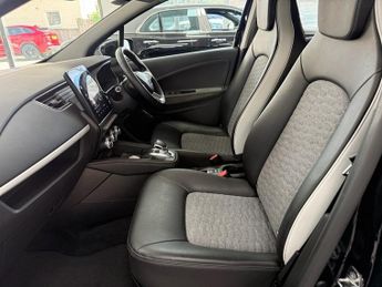 RENAULT ZOE R135 52kWh GT Line Hatchback 5dr Electric Auto (i, Rapid Charge)