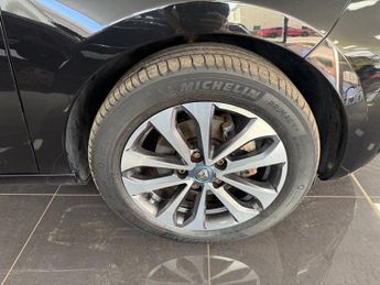RENAULT ZOE R135 52kWh GT Line Hatchback 5dr Electric Auto (i, Rapid Charge)