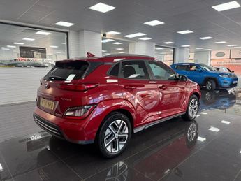 HYUNDAI KONA 64kWh Premium SUV 5dr Electric Auto (10.5kW Charger) (204 ps)