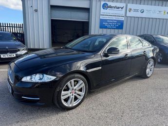 Jaguar XJ 3.0 V6 Premium Luxury Saloon 4dr Petrol Auto Euro 5 (s/s) (340 p