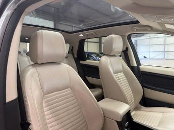 LAND ROVER DISCOVERY SPORT 2.0 TD4 HSE Luxury SUV 5dr Diesel Auto 4WD Euro 6 (s/s) (180 ps)