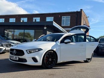 MERCEDES-BENZ A-CLASS 1.3 A180 Sport (Executive) Hatchback 5dr Petrol 7G-DCT Euro 6 (s