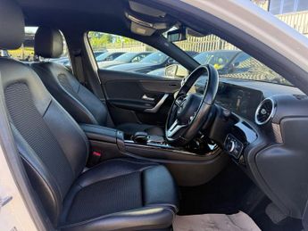 MERCEDES-BENZ A-CLASS 1.3 A180 Sport (Executive) Hatchback 5dr Petrol 7G-DCT Euro 6 (s