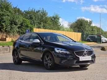 Volvo V40 2.0 T2 GPF R-Design Pro Hatchback 5dr Petrol Manual Euro 6 (s/s)