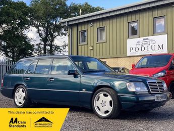 Mercedes E Class 2.2 E220 5dr