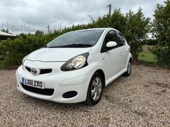 TOYOTA AYGO 1.0 VVT-i Go Hatchback 5dr Petrol Manual Euro 5 (67 ps)