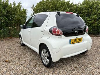 TOYOTA AYGO 1.0 VVT-i Go Hatchback 5dr Petrol Manual Euro 5 (67 ps)