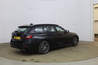 BMW 3 SERIES 2.0 330e 12kWh Sport Pro Touring 5dr Petrol Plug-in Hybrid Auto 