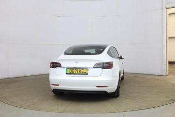 TESLA Model 3 Standard Range Plus Saloon 4dr Electric Auto RWD (241 bhp)