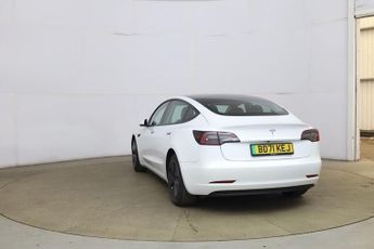 TESLA Model 3 Standard Range Plus Saloon 4dr Electric Auto RWD (241 bhp)