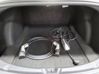 TESLA Model 3 Standard Range Plus Saloon 4dr Electric Auto RWD (241 bhp)