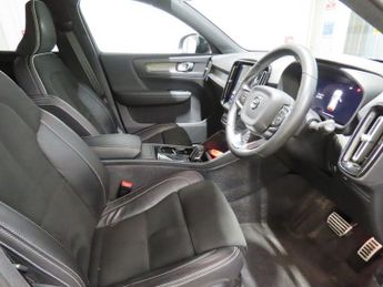 VOLVO XC40 Recharge Twin 78kWh SUV 5dr Electric Auto AWD (408 ps)