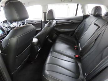 MG MG 5 61.1kWh Exclusive Long Range Estate 5dr Electric Auto (156 ps)