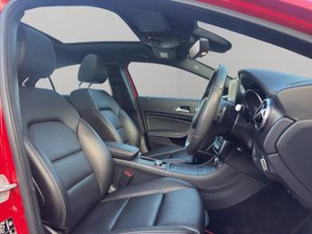 MERCEDES-BENZ A-CLASS 1.6 A200 Sport (Premium Plus) Hatchback 5dr Petrol 7G-DCT Euro 6