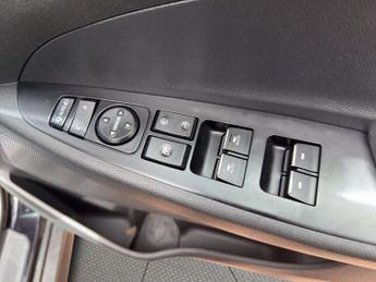 HYUNDAI TUCSON 1.6 T-GDi SE Nav SUV 5dr Petrol DCT Euro 6 (s/s) (177 ps)