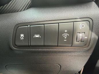 HYUNDAI TUCSON 1.6 T-GDi SE Nav SUV 5dr Petrol DCT Euro 6 (s/s) (177 ps)