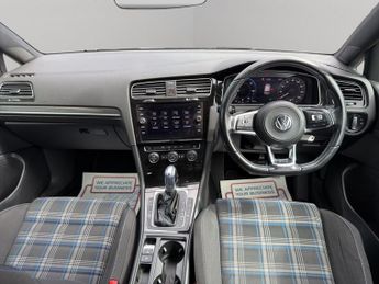 VOLKSWAGEN GOLF 1.4 TSI 8.7kWh GTE Hatchback 5dr Petrol Plug-in Hybrid DSG Euro 
