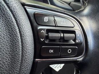 KIA NIRO 1.6h GDi 2 SUV 5dr Petrol Hybrid DCT Euro 6 (s/s) (139 bhp)