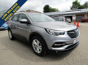 Vauxhall Grandland 1.6 Turbo D BlueInjection SE SUV 5dr Diesel Automatic Euro 6 (s/