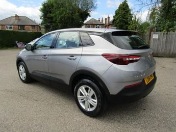 VAUXHALL GRANDLAND X 1.6 Turbo D BlueInjection SE SUV 5dr Diesel Automatic Euro 6 (s/