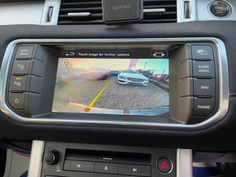 LAND ROVER RANGE ROVER EVOQUE 2.2 SD4 DYNAMIC LUX 5d 190 BHP