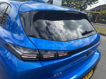 PEUGEOT 308 1.2 PureTech Allure Premium Hatchback 5dr Petrol EAT Euro 6 (s/s