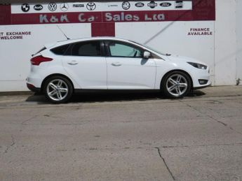 FORD FOCUS 1.6 Zetec Hatchback 5dr Petrol Powershift Euro 6 (125 ps)