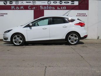 FORD FOCUS 1.6 Zetec Hatchback 5dr Petrol Powershift Euro 6 (125 ps)