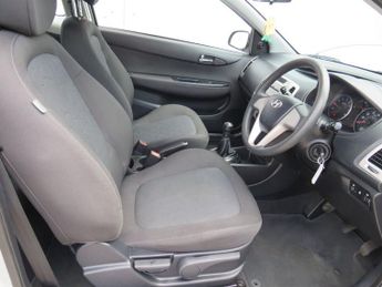 HYUNDAI I20 1.2 Classic Hatchback 3dr Petrol Manual Euro 5 (77 bhp)