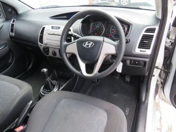 HYUNDAI I20 1.2 Classic Hatchback 3dr Petrol Manual Euro 5 (77 bhp)