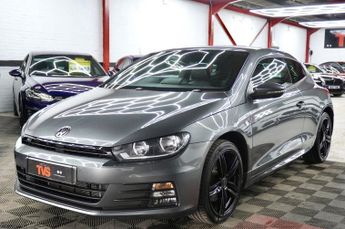 VOLKSWAGEN SCIROCCO 2.0 TDI BlueMotion Tech R-Line Hatchback 3dr Diesel DSG Euro 6 (