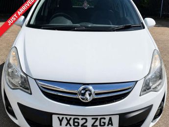 Vauxhall Corsa AUTOMATIC 1.4 16V SE Hatchback 5dr Petrol Auto Euro 5 (100 ps)
