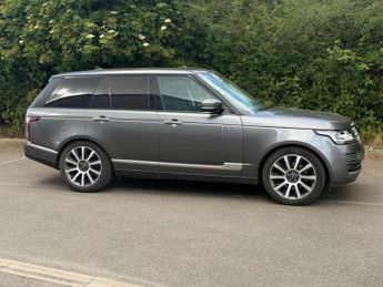 LAND ROVER RANGE ROVER 3.0 TD V6 Vogue SE SUV 5dr Diesel Auto 4WD Euro 6 (s/s) (258 ps)