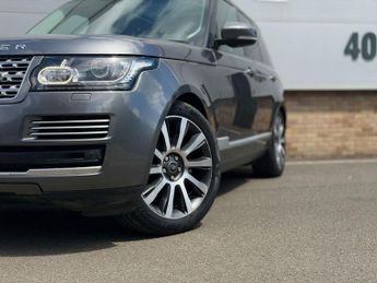 LAND ROVER RANGE ROVER 3.0 TD V6 Vogue SE SUV 5dr Diesel Auto 4WD Euro 6 (s/s) (258 ps)