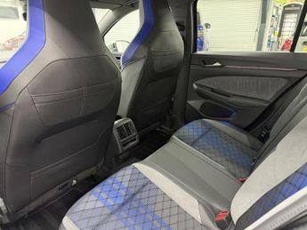 VOLKSWAGEN GOLF 2.0 TSI R Hatchback 5dr Petrol DSG 4Motion Euro 6 (s/s) (320 ps)