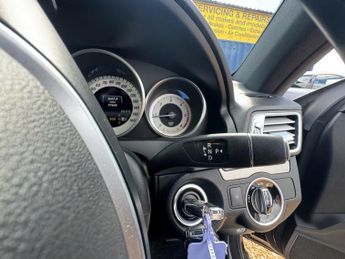 MERCEDES-BENZ E CLASS 2.1 E220 CDI SE Coupe 2dr Diesel G-Tronic+ Euro 5 (s/s) (170 ps)