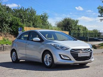 Hyundai I30 1.6 CRDi Blue Drive Active Hatchback 5dr Diesel Manual Euro 5 (s