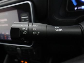NISSAN LEAF 40kWh N-Connecta Hatchback 5dr Electric Auto (150 ps)