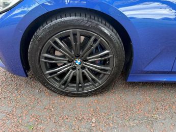 BMW 3 SERIES 3.0 330d M Sport Saloon 4dr Diesel Auto xDrive Euro 6 (s/s) (265