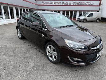 Vauxhall Astra 2.0 CDTi SRi Hatchback 5dr Diesel Auto Euro 5 (165 ps)