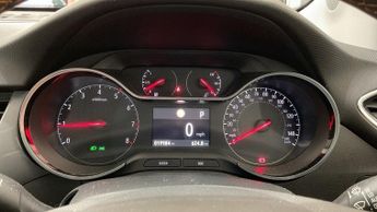 VAUXHALL CROSSLAND X 1.2 Turbo Elite Nav SUV 5dr Petrol Auto Euro 6 (s/s) (130 ps)