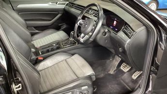 VOLKSWAGEN PASSAT 2.0 TDI R-Line Estate 5dr Diesel DSG Euro 6 (s/s) (150 ps)