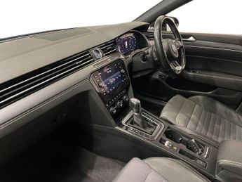 VOLKSWAGEN PASSAT 2.0 TDI R-Line Estate 5dr Diesel DSG Euro 6 (s/s) (150 ps)