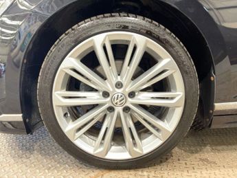 VOLKSWAGEN PASSAT 2.0 TDI R-Line Estate 5dr Diesel DSG Euro 6 (s/s) (150 ps)