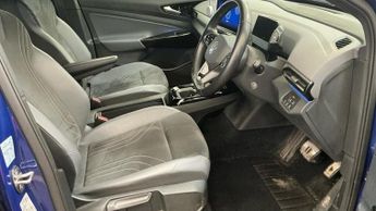 VOLKSWAGEN ID.4 Pure 52kWh Life SUV 5dr Electric Auto (148 ps)