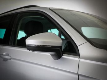 VOLKSWAGEN TIGUAN 1.5 TSI Life SUV 5dr Petrol DSG Euro 6 (s/s) (150 ps)